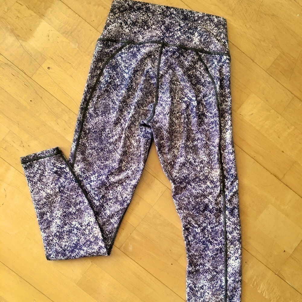 Fabletics High Rise PowerHold 7/8 Speckled Leggings, Brown, Cream, Size XS
